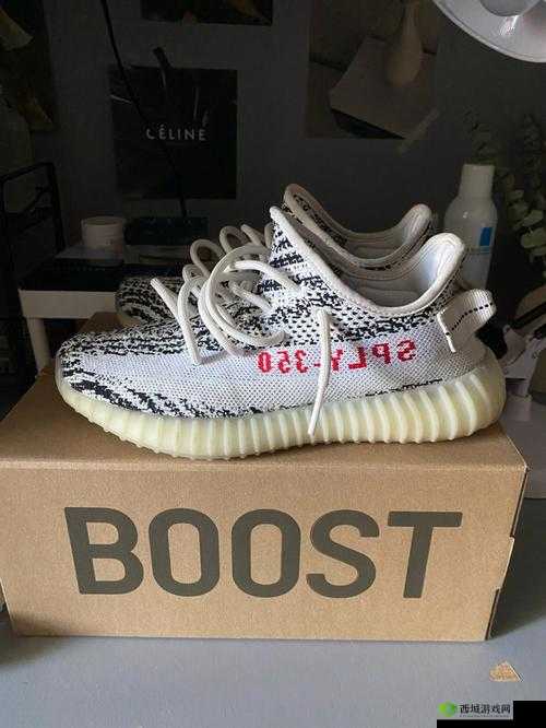 Yeezy380 蜜桃粉和白色的魅力:时尚潮流的璀璨展现