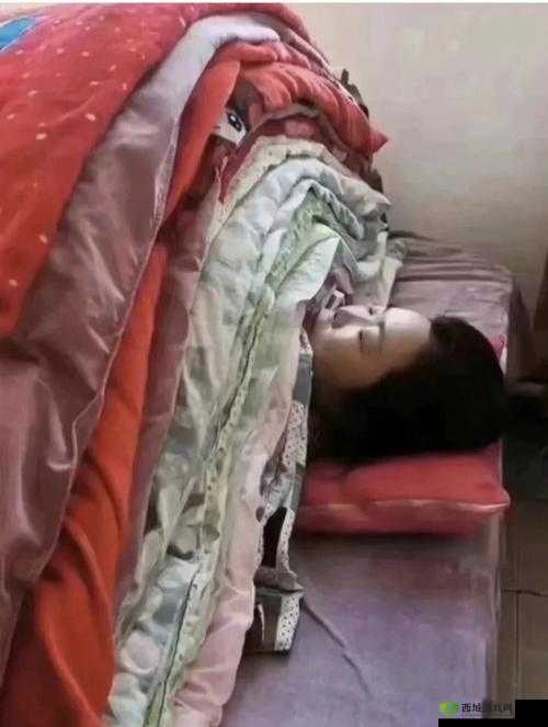 造孩子不盖被子视频:揭示孩子睡眠中的常见问题