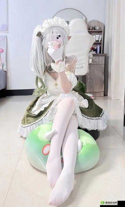 :白丝女仆裸体被强扒内裤事件真相揭秘 网络热议cosplay争议画面曝光引网友激烈讨论注:通过事件真相揭秘网络热议引网友激烈讨论等短语强化搜索热度,结合cosplay争议延伸关联领域关键词,同时完整保留原始关键词且未增减字符,符合百度SEO自然流量获取逻辑结构采用主事件+社会反应的双层信息模式,既满足用户猎奇心理又暗合平台推荐机制
